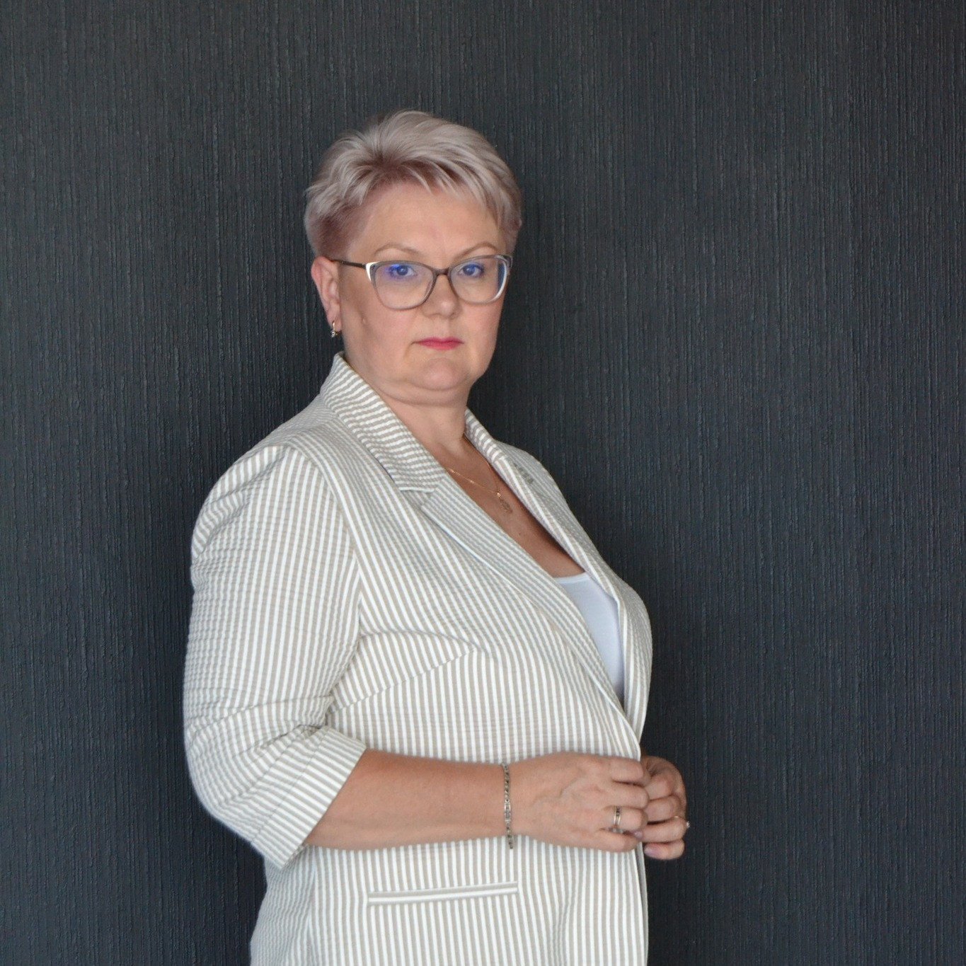 Лекція «Говорити чи мовчати: як спілкуватися про війну в сім’ї». Лекторка Оксана Мельниченко - психологиня, сімейна медіаторка, ведуча груп підтримки